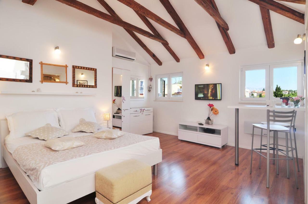 Apartment The Charm Σπλιτ Εξωτερικό φωτογραφία